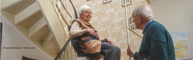 Seniorenlift mit Oma