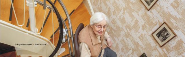 Treppenlift mit Oma